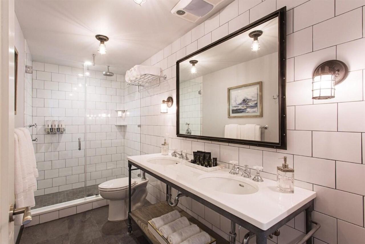 Knickerbocker Yacht Hotel Port Washington ภายนอก รูปภาพ