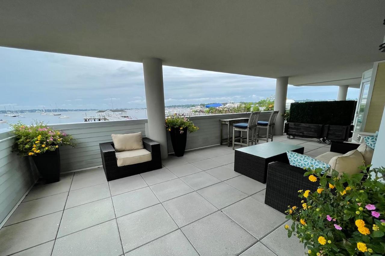 Knickerbocker Yacht Hotel Port Washington ภายนอก รูปภาพ